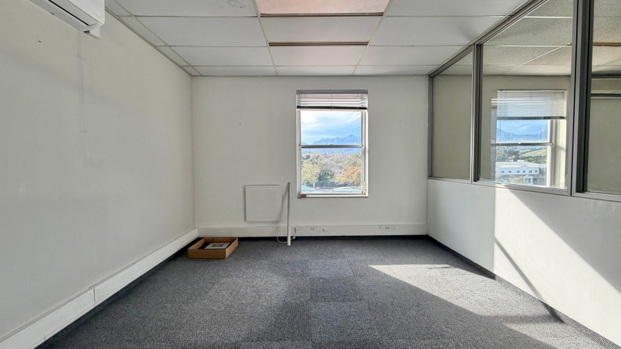 To Let Commercial Property for Rent in Somerset West Western Cape
